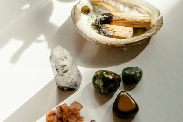 Crystal Clear Skin: Incorporating Crystals into Your Reiki Skincare Routine