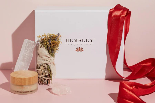 How To Incorporate Rose Quartz, Reiki Healing and Romance This Valentine's Day