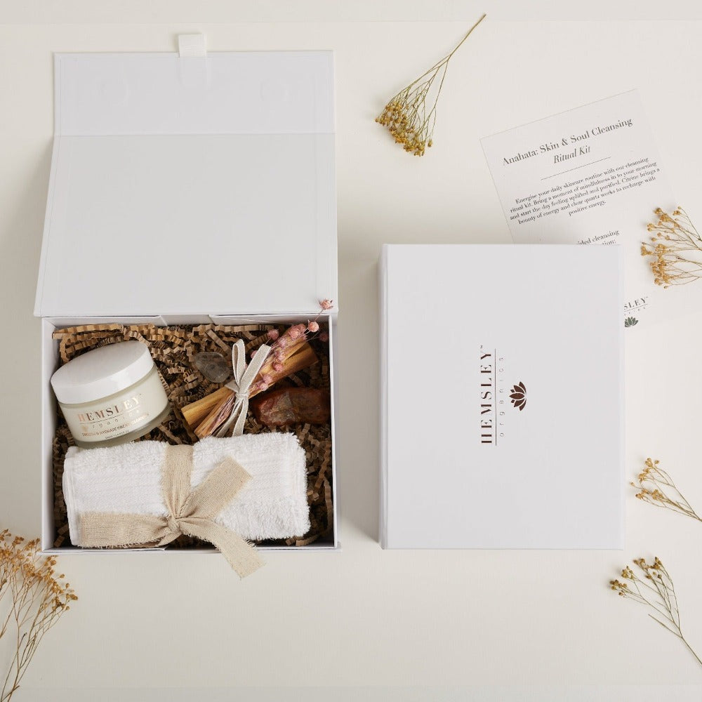 palo santo cleansing gift set